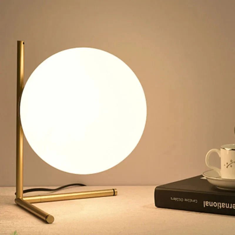 Livonez – LED Tafellamp van Glas en Hars met Moderne Ronde Vorm - Livonez - 8 - IWY - 970
